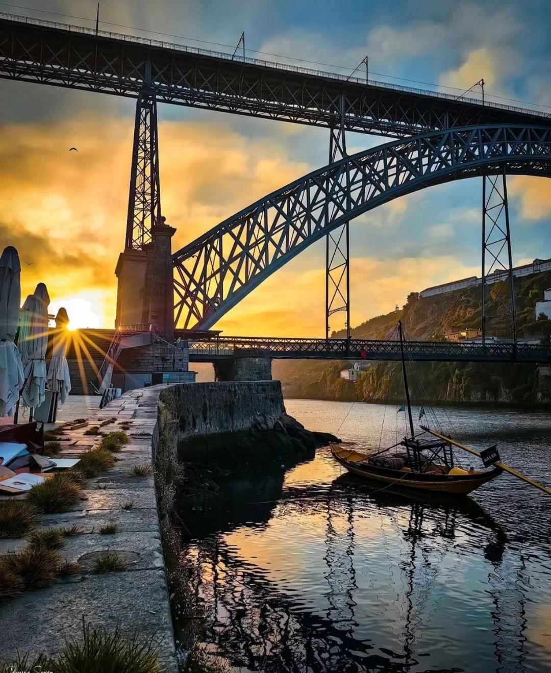 Amazing Douro River Views Oporto